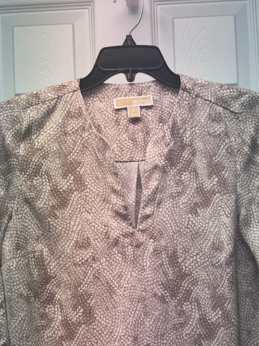 Michael Kors Beige Floral Print Tie Sleeve Blouse Size M - Picture 2 of 8